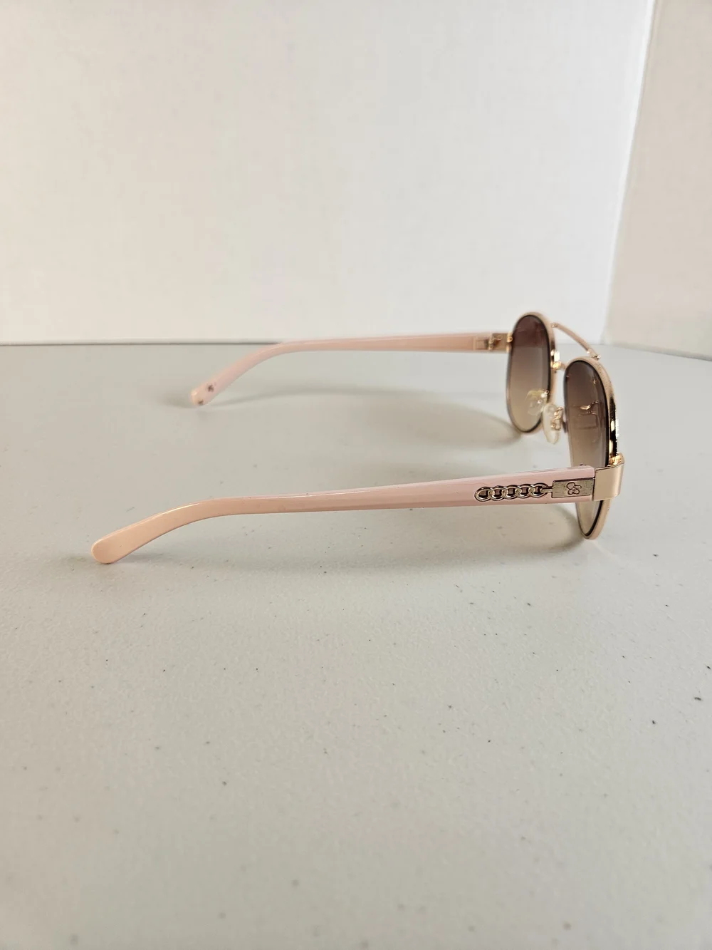 Jessica Simpson Gold Frame Brown to Pink Gradient Aviator Sunglasses